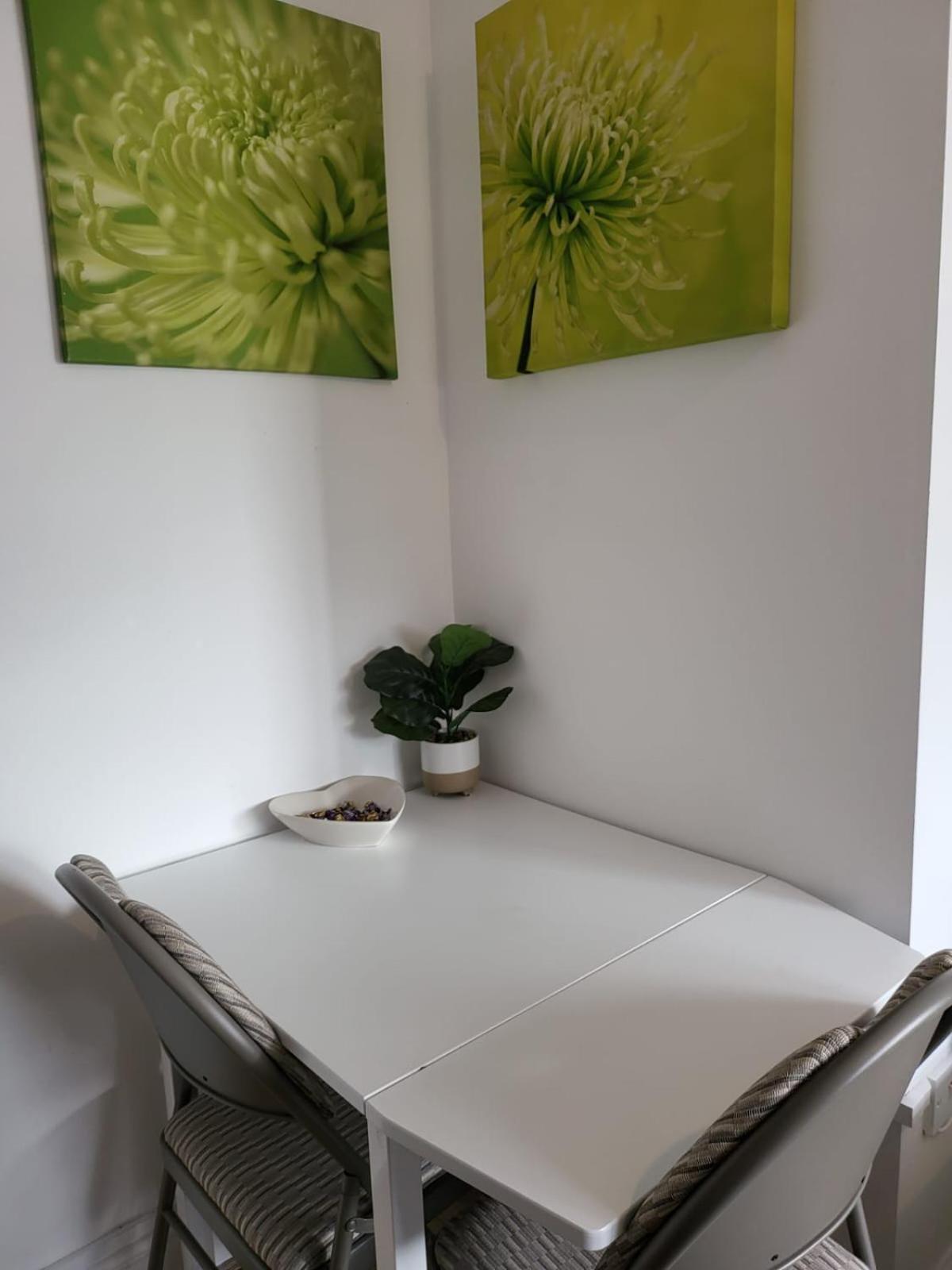 Apartment Aspire 1 Bedroom, 3 Single Beds
