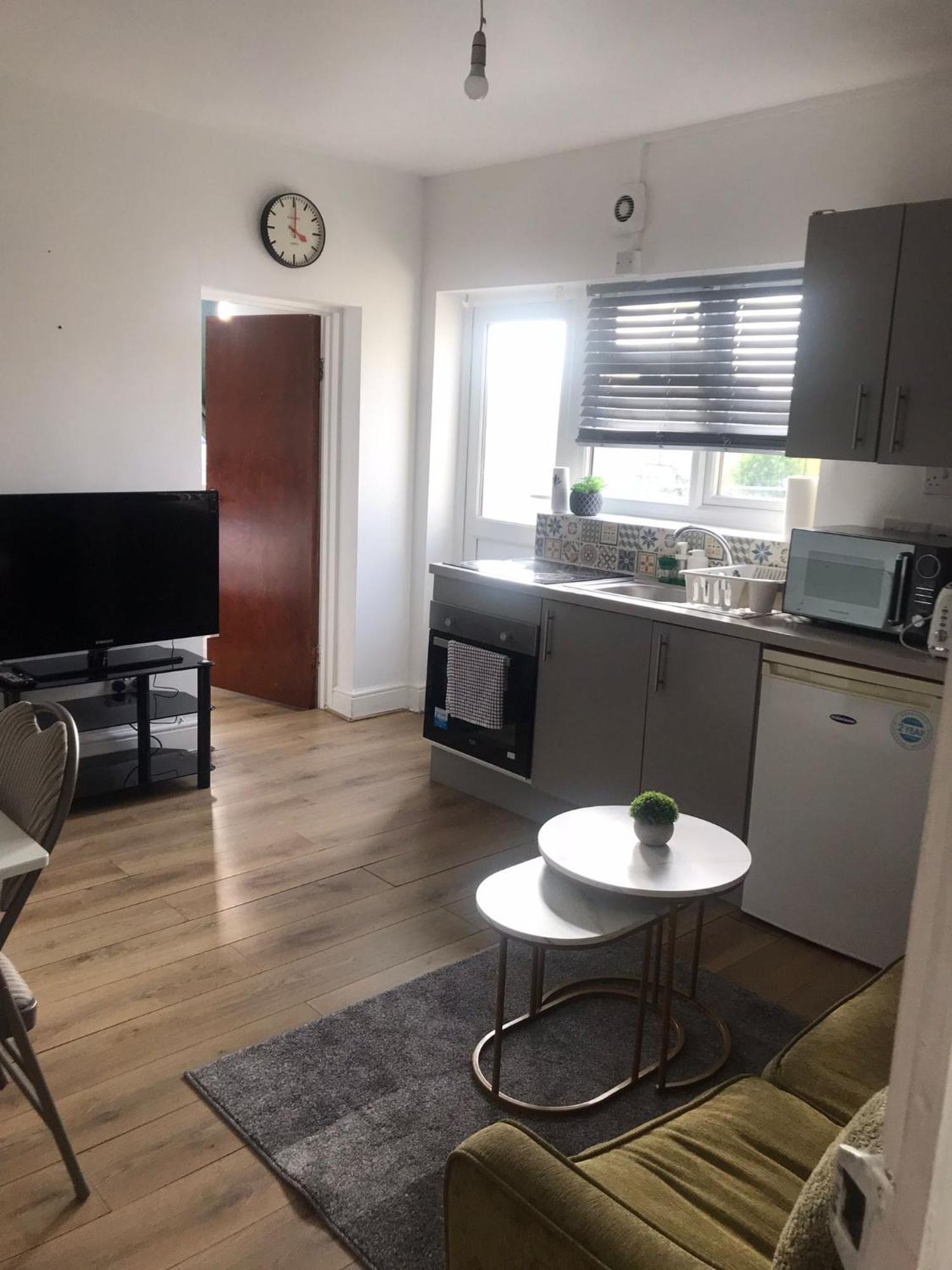 Aspire 1 Bedroom, 3 Single Beds *